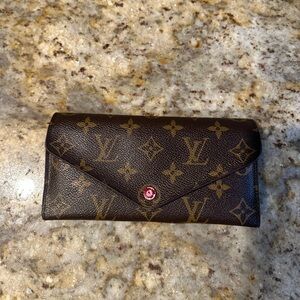 💕Authentic Louis Vuitton Josephine Wallet💕